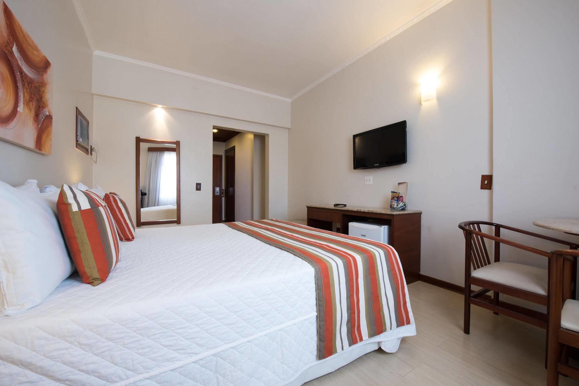 Hotel Carlton Plaza Pocos de Caldas Luaran gambar